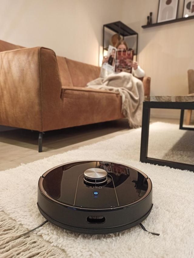 UONI Robot Vacuum Cleaner With Dustbin - 2 in 1 Sweeping and Mopping